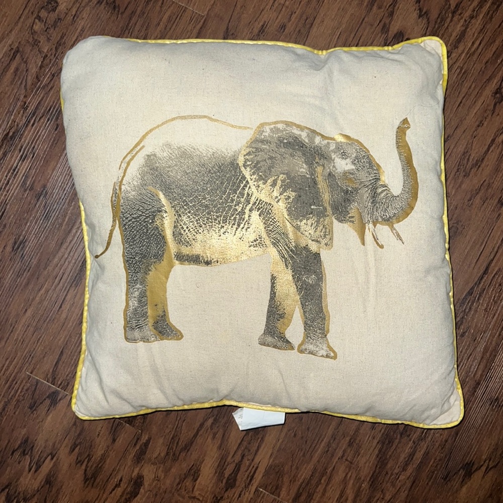 Elephant pillow